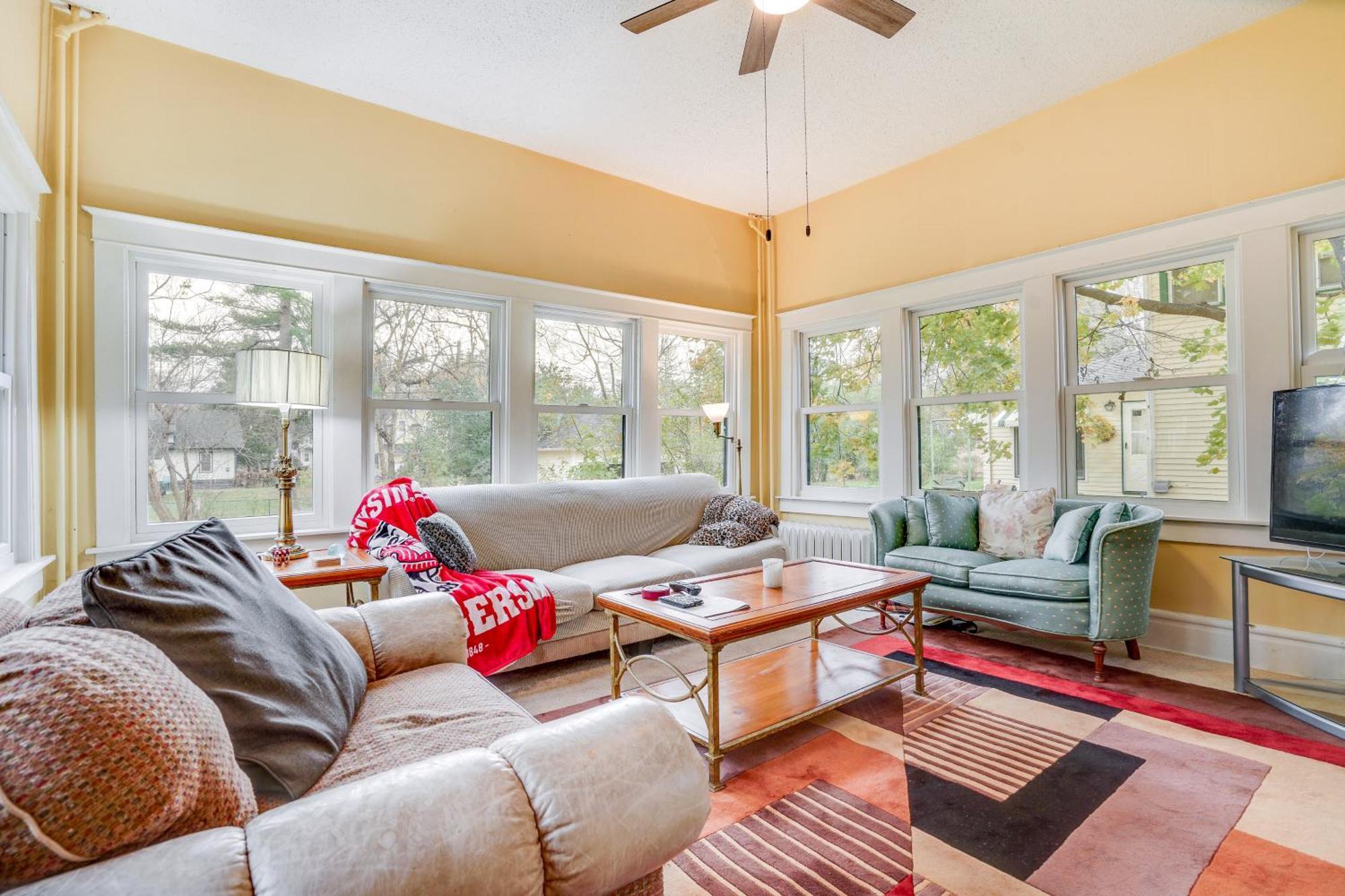Eau Claire Retreat Close To Chippewa Riverfront! Extérieur photo