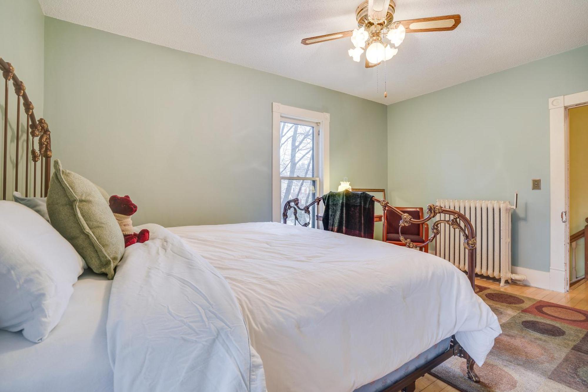 Eau Claire Retreat Close To Chippewa Riverfront! Extérieur photo
